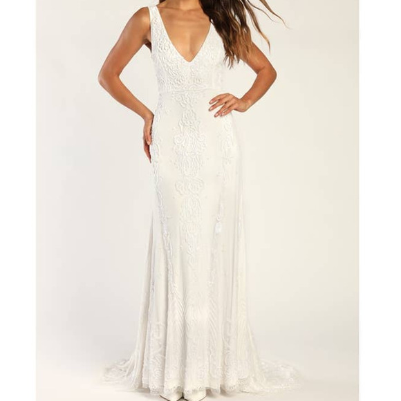 LULU'S XS White Passionate Romance Beaded Sequin Mermaid Maxi Dress NEW 0B7 - Picture 2 of 11